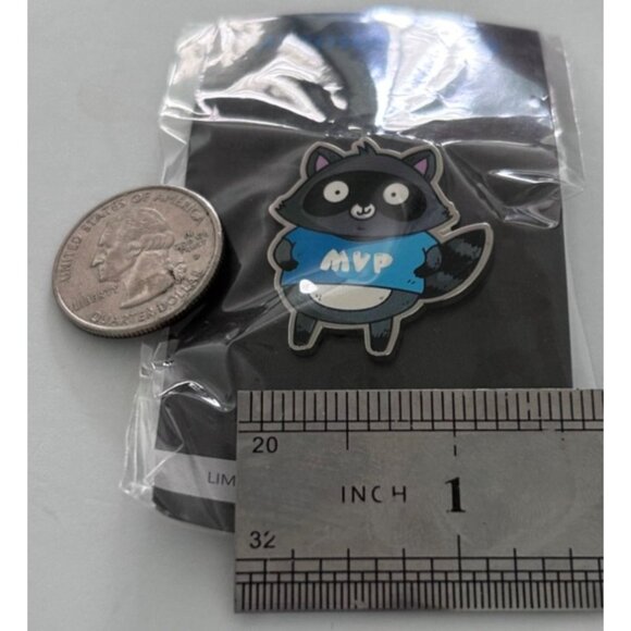 Microsoft Computer Azure MVP Limited Edition Raccoon Lapel Pin - Picture 2 of 3